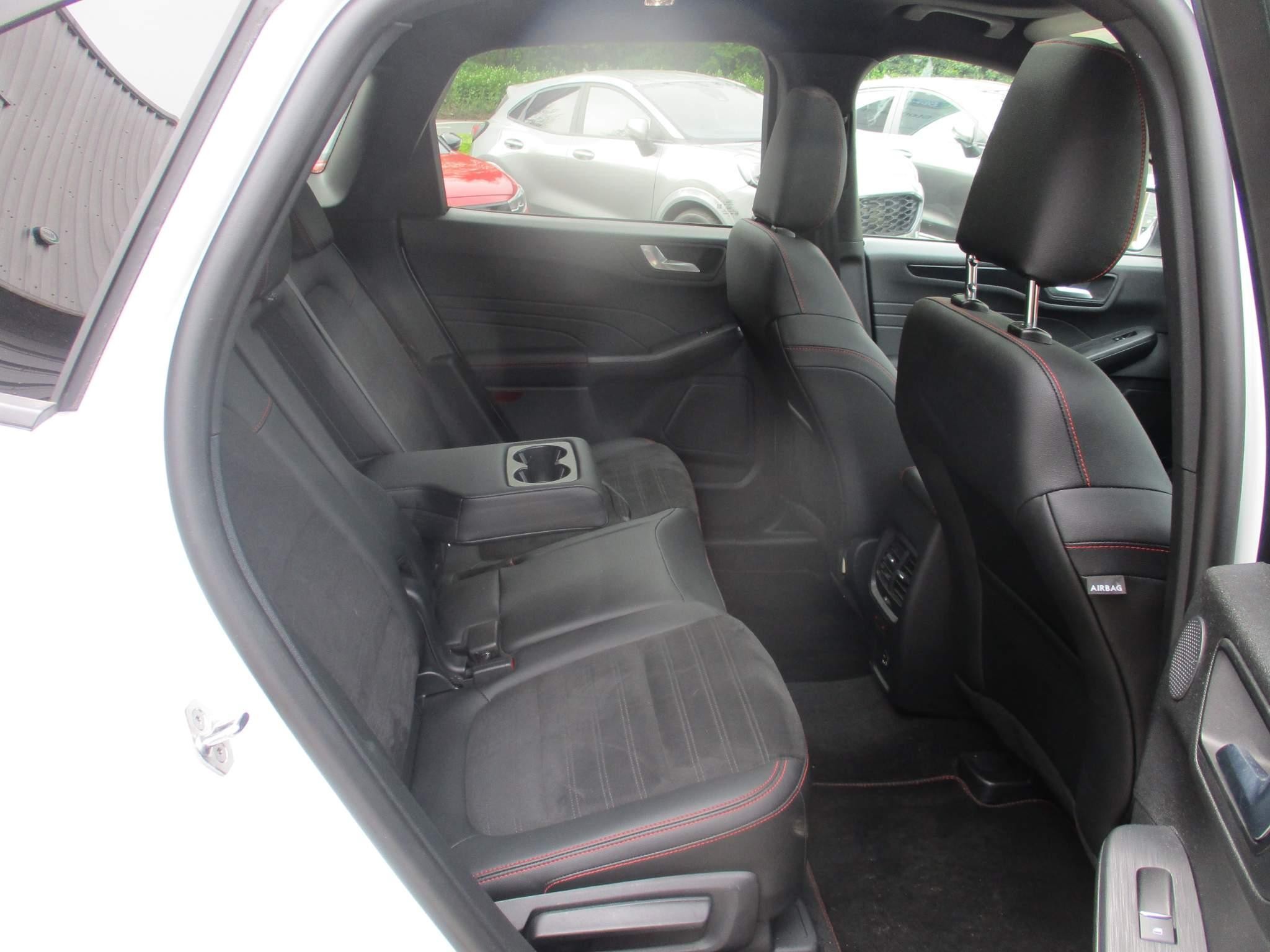 Ford Kuga Image 13