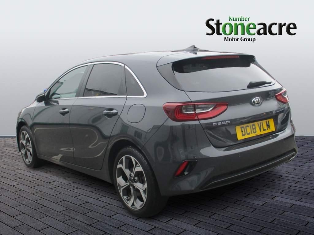 Kia Ceed 1.4 T-GDi First Edition Euro 6 (s/s) 5dr (DC18VLM) image 4