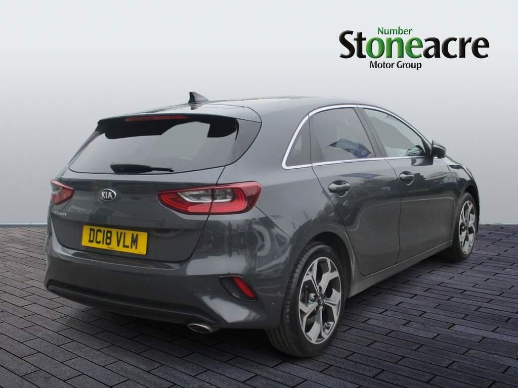 Kia Ceed 1.4 T-GDi First Edition Euro 6 (s/s) 5dr (DC18VLM) image 6