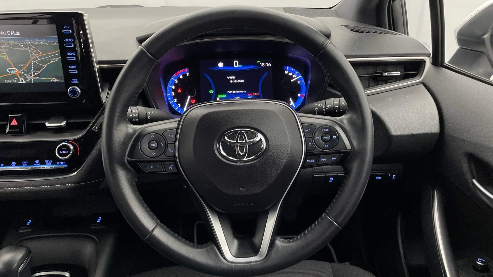 Toyota Corolla 1.8 VVT-i Hybrid Icon Tech 5dr CVT (CV21KBE) image 9