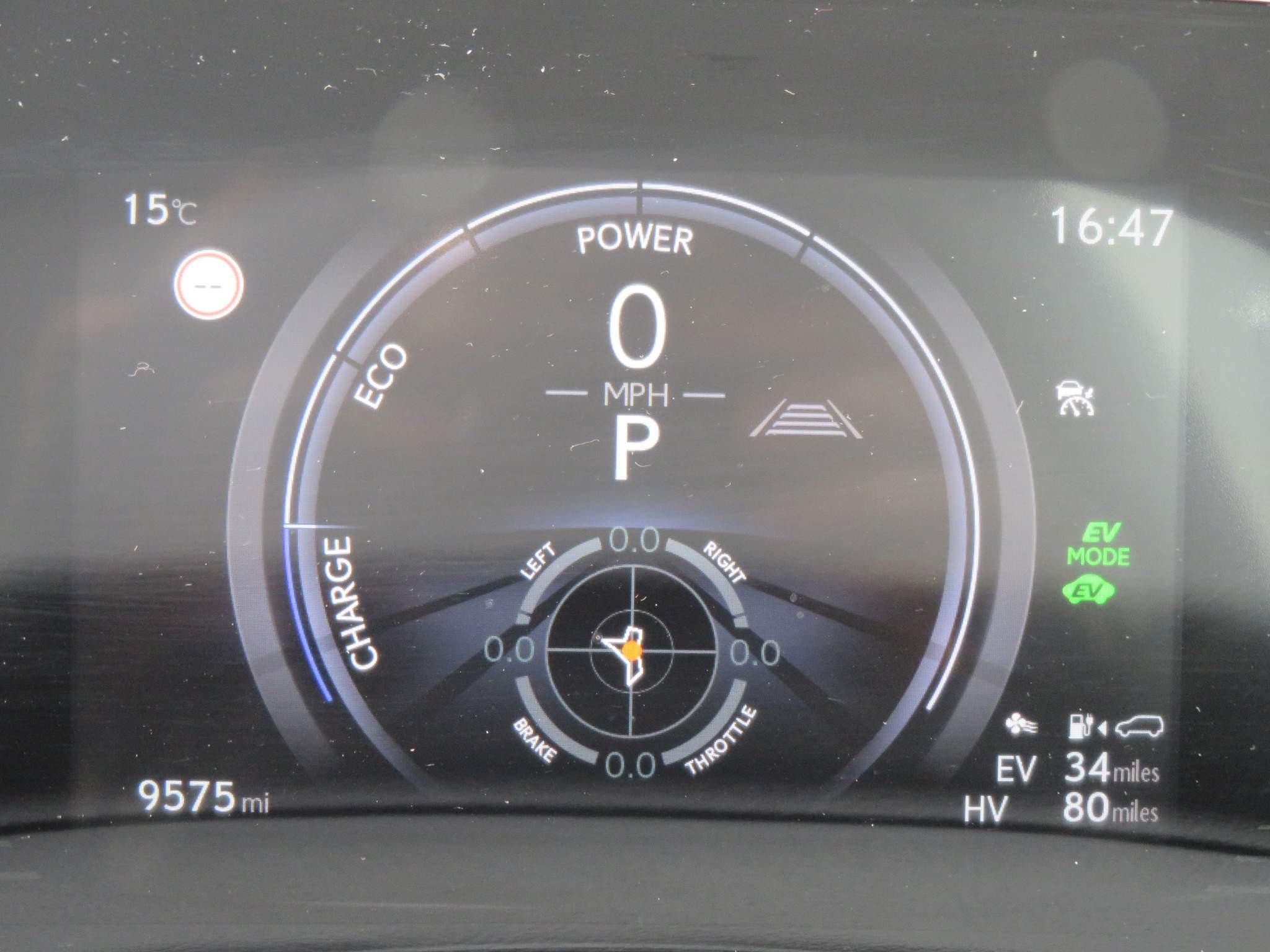 Lexus NX 450h+ 2.5 5dr Premium Plus Pack/Sunroof (NA73FVC) image 30