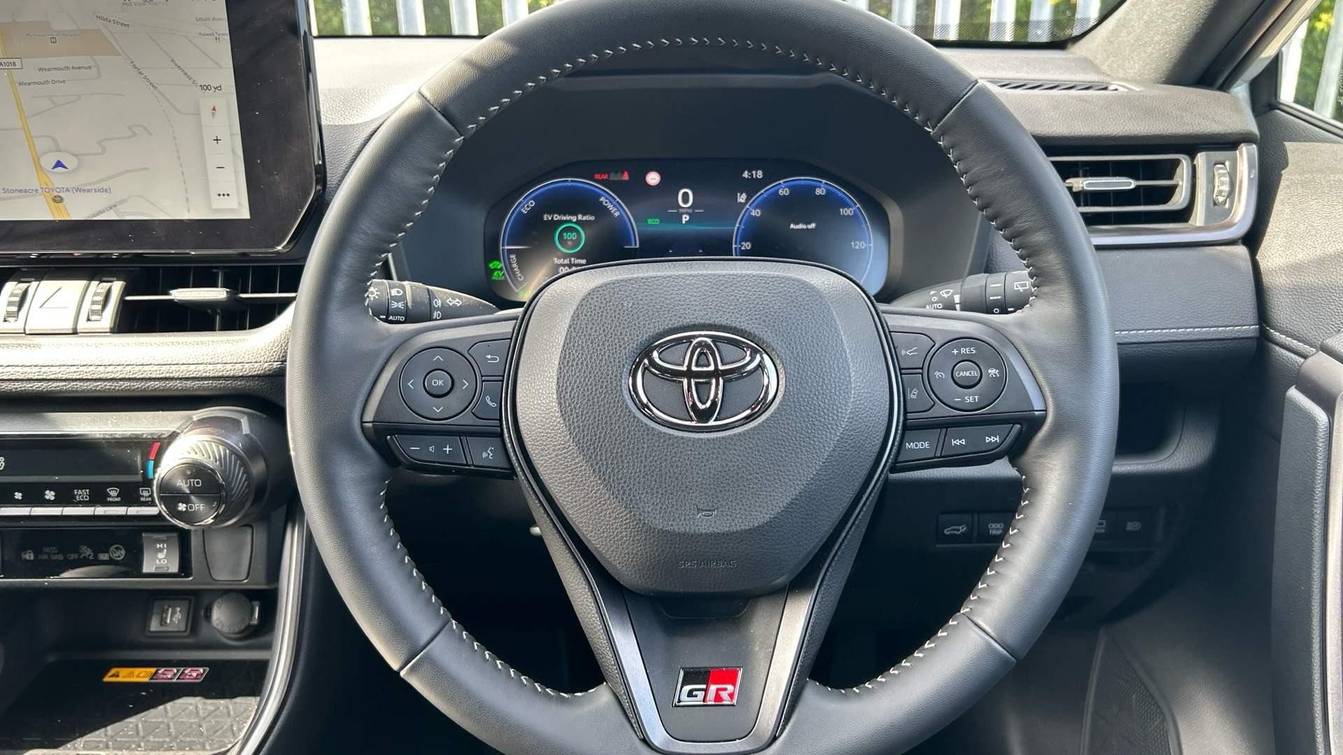 Toyota RAV4 Image 14