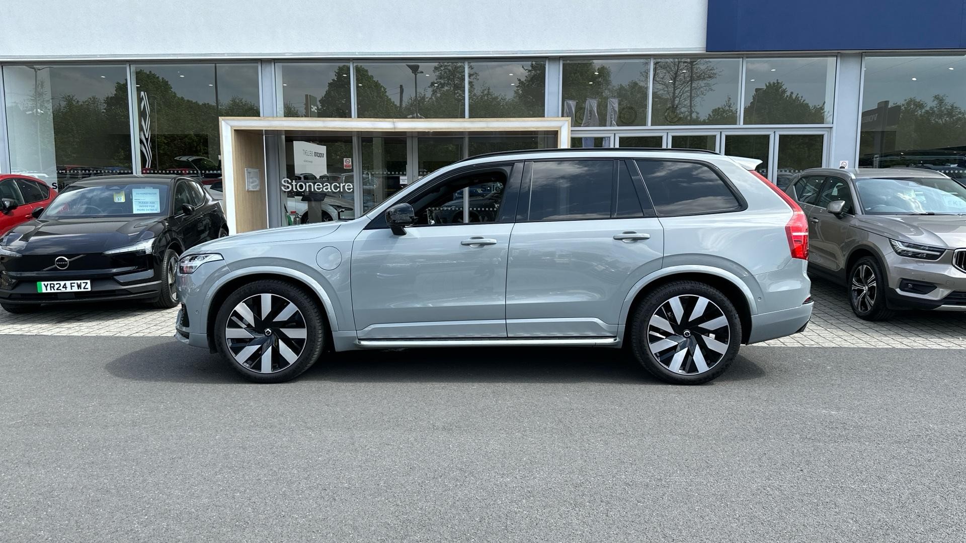 Volvo XC90 Image 9