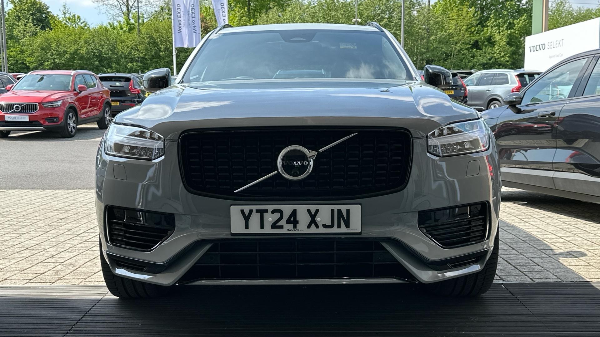 Volvo XC90 Image 13