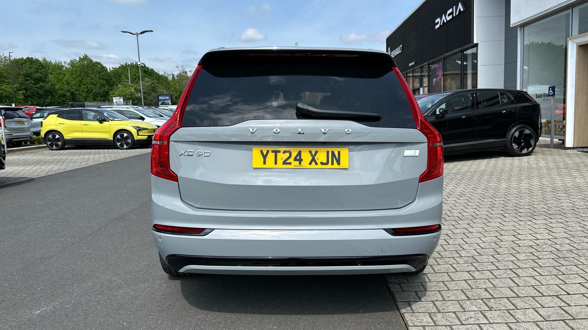 Volvo XC90 Image 14