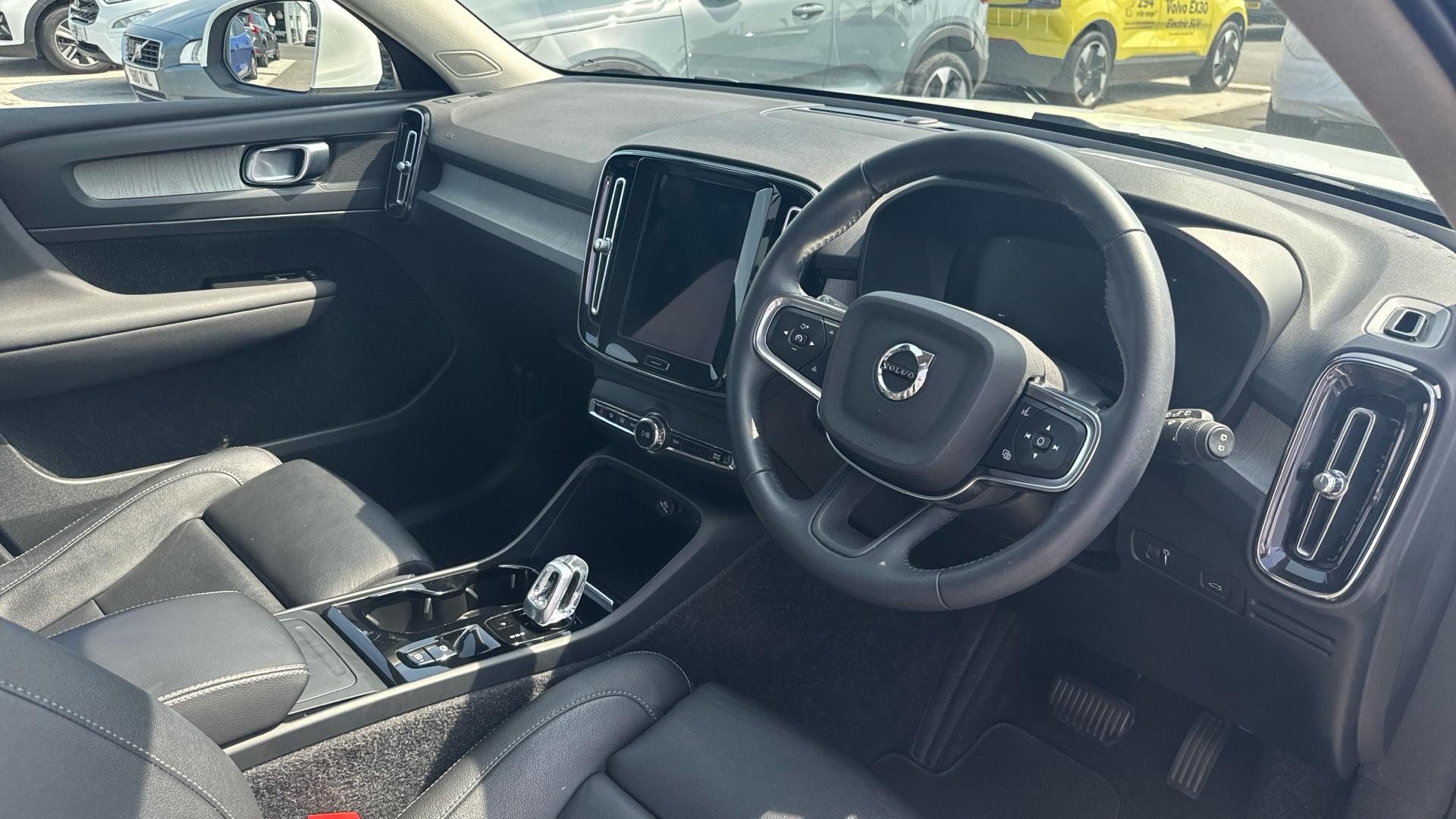 Volvo XC40 Image 12