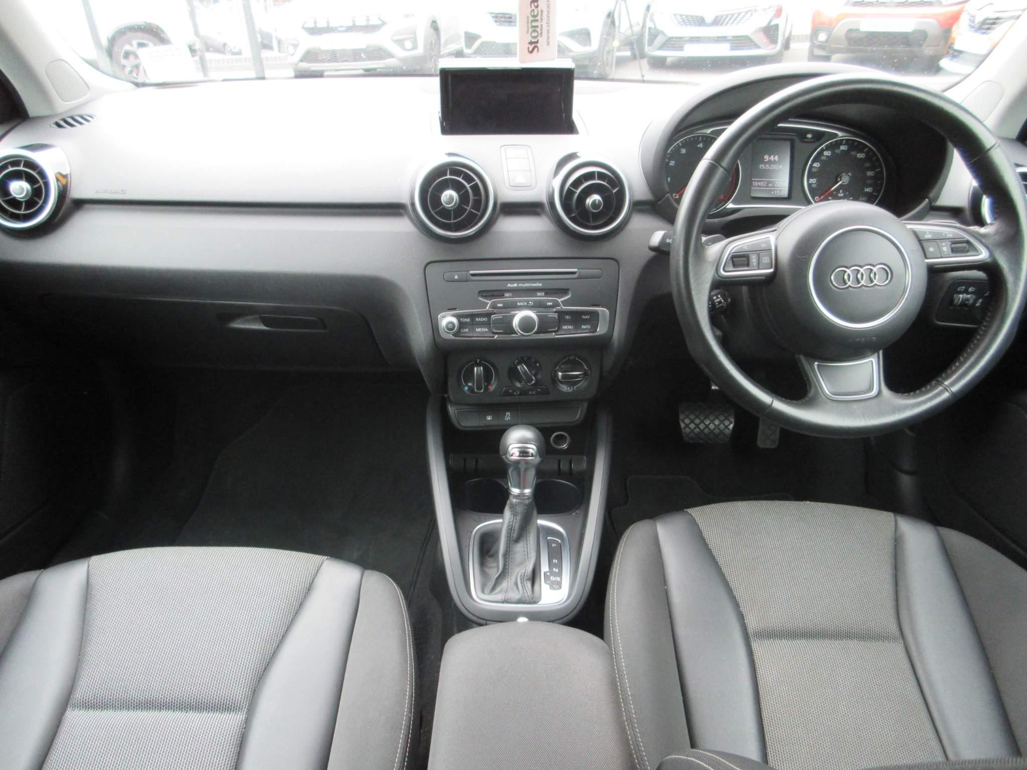 Audi A1 Image 12