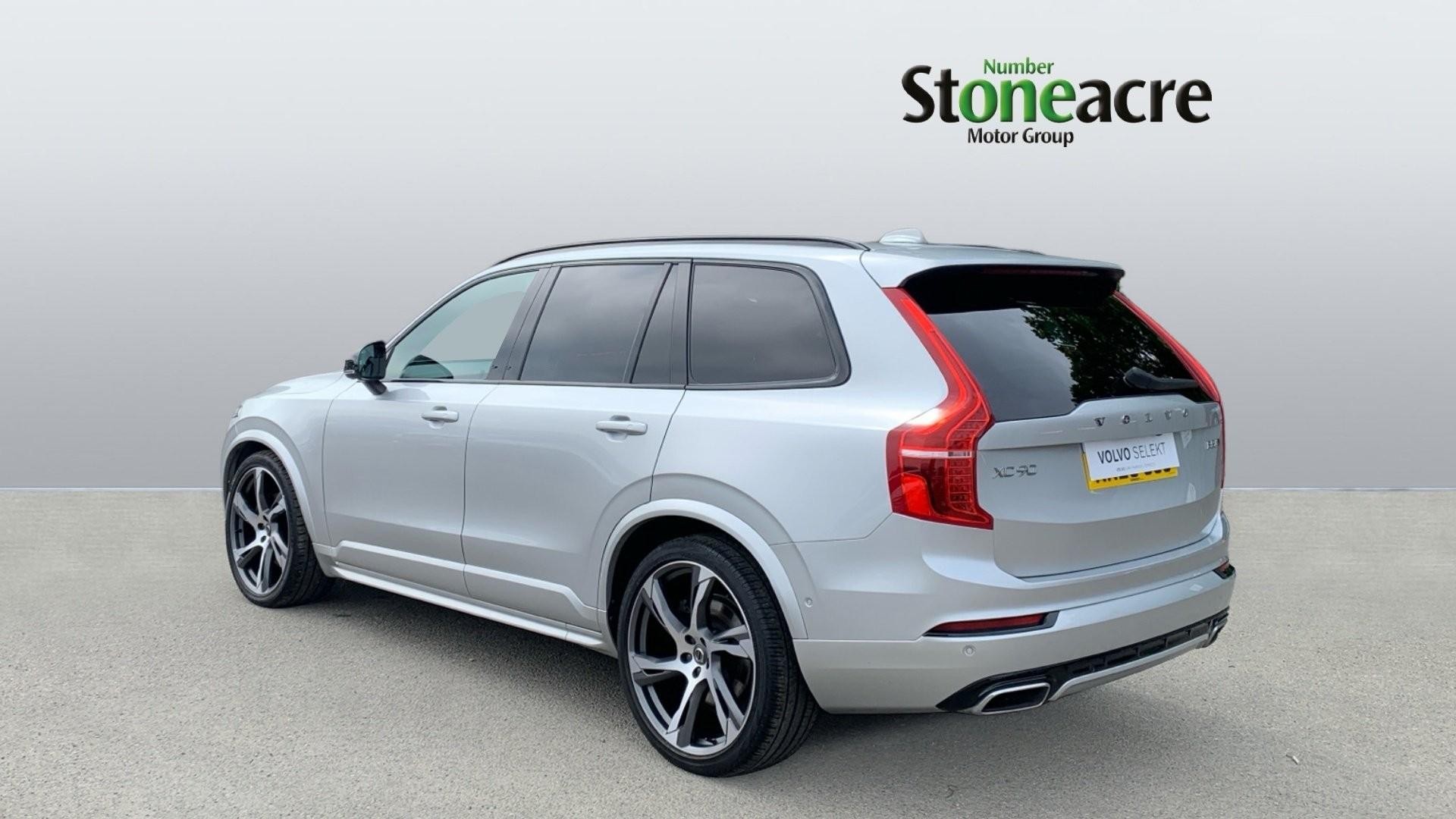 Volvo XC90 2.0 B5D [235] R DESIGN Pro 5dr AWD Geartronic (KN20CGG) image 2