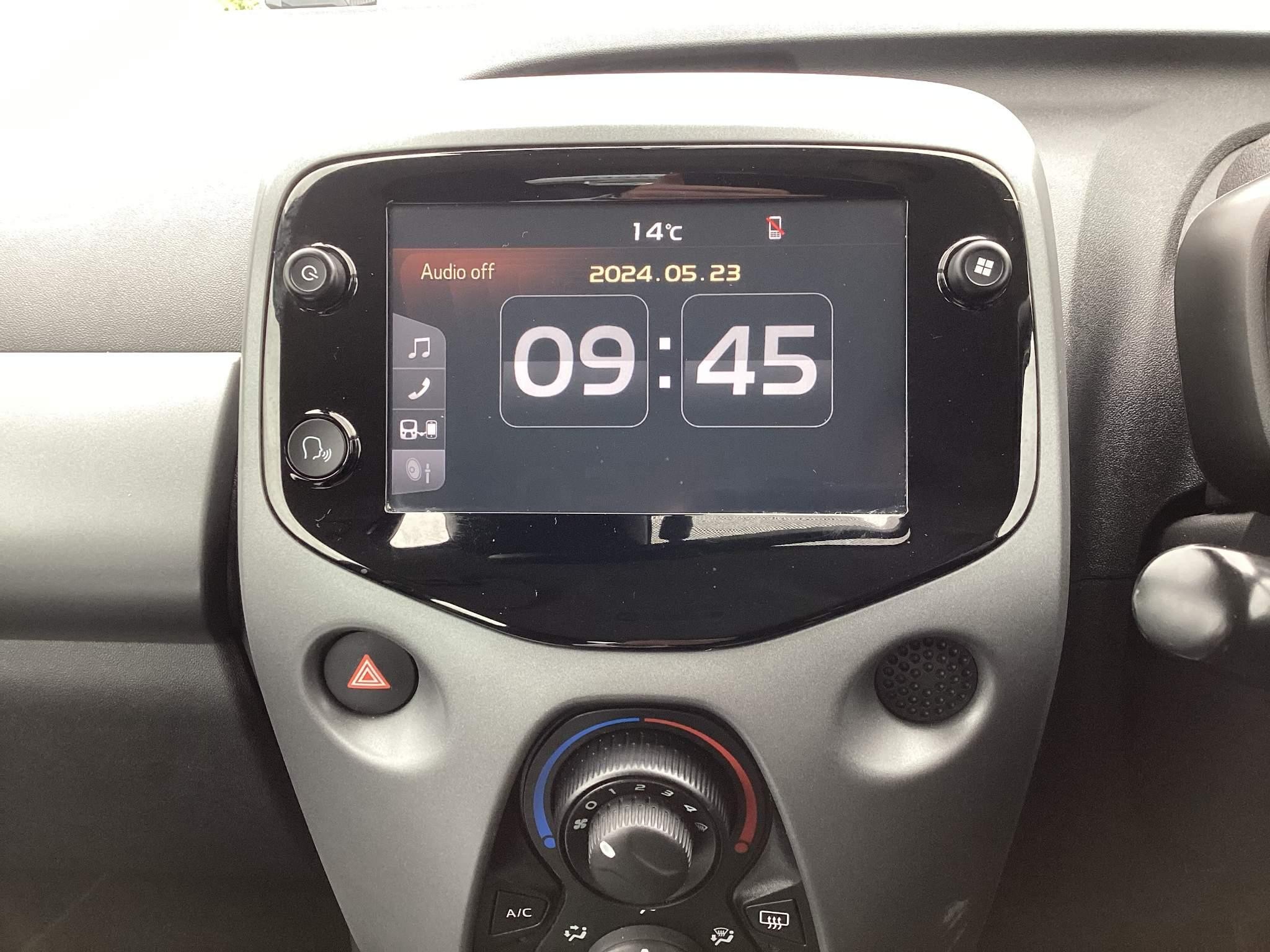 Toyota Aygo Image 16