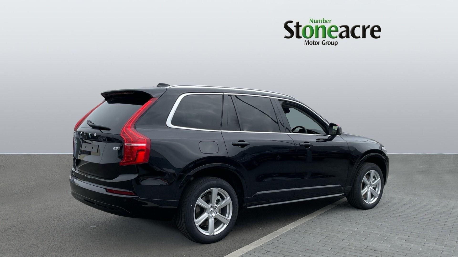 Volvo XC90 Image 8