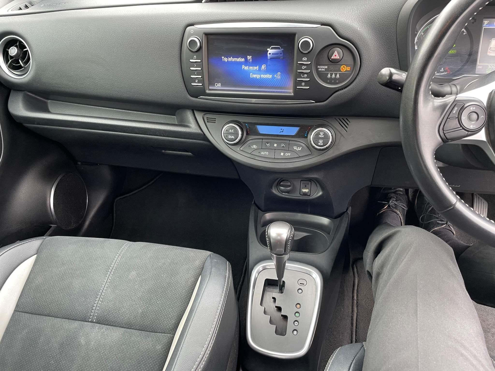 Toyota Yaris Image 19