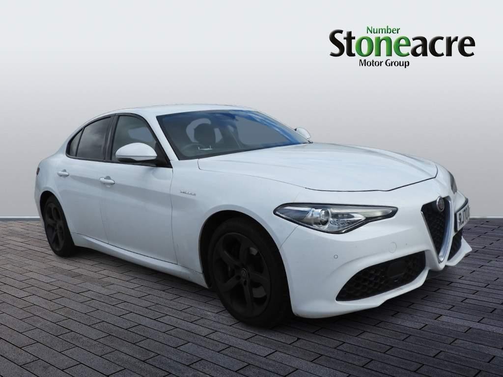 Alfa Romeo Giulia Image 1