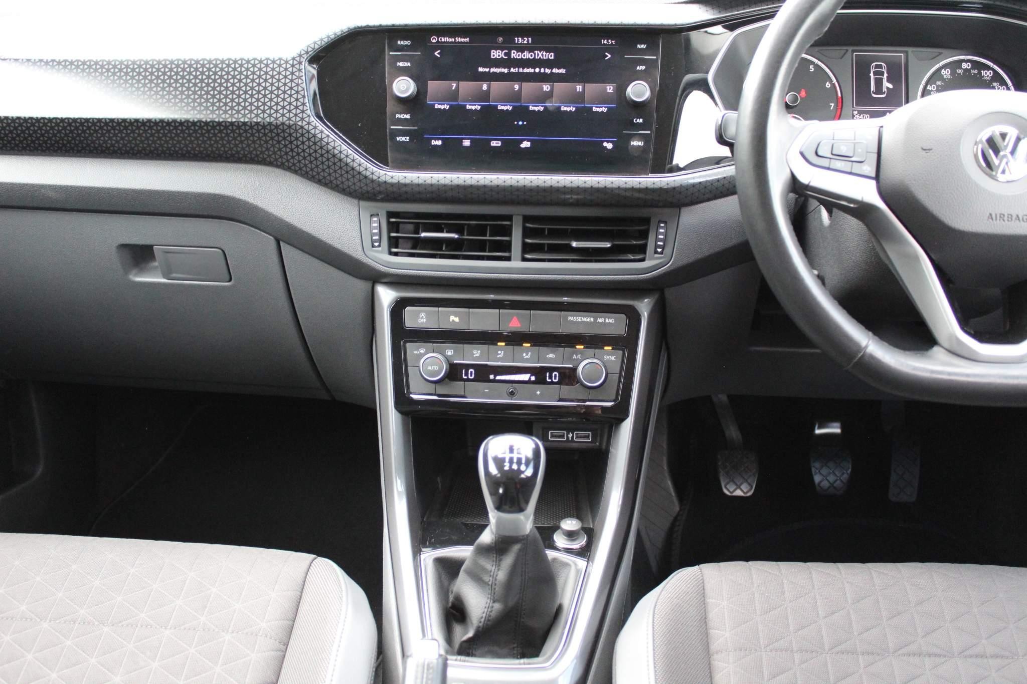 Volkswagen T-Cross Image 20