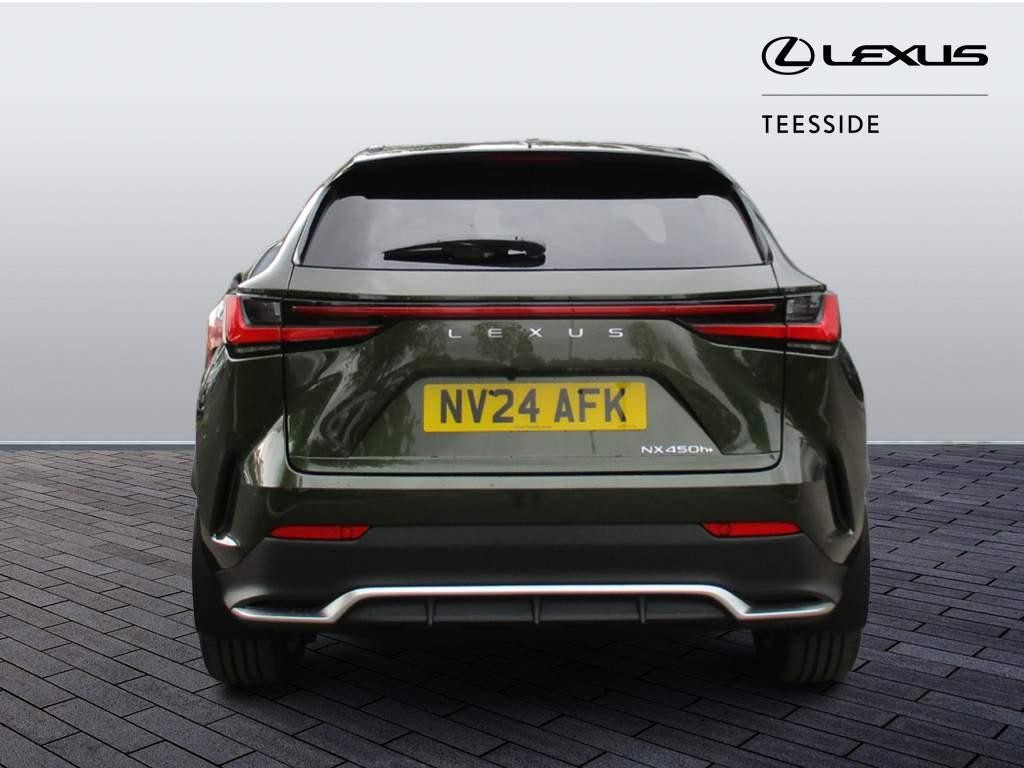 Lexus NX Plug-in Hybrid Image 4