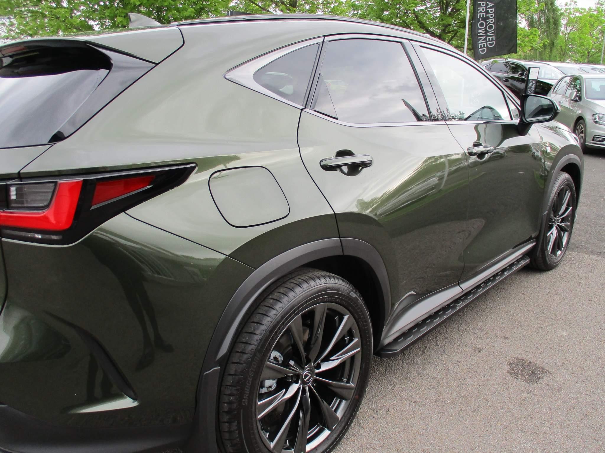 Lexus NX Plug-in Hybrid Image 37