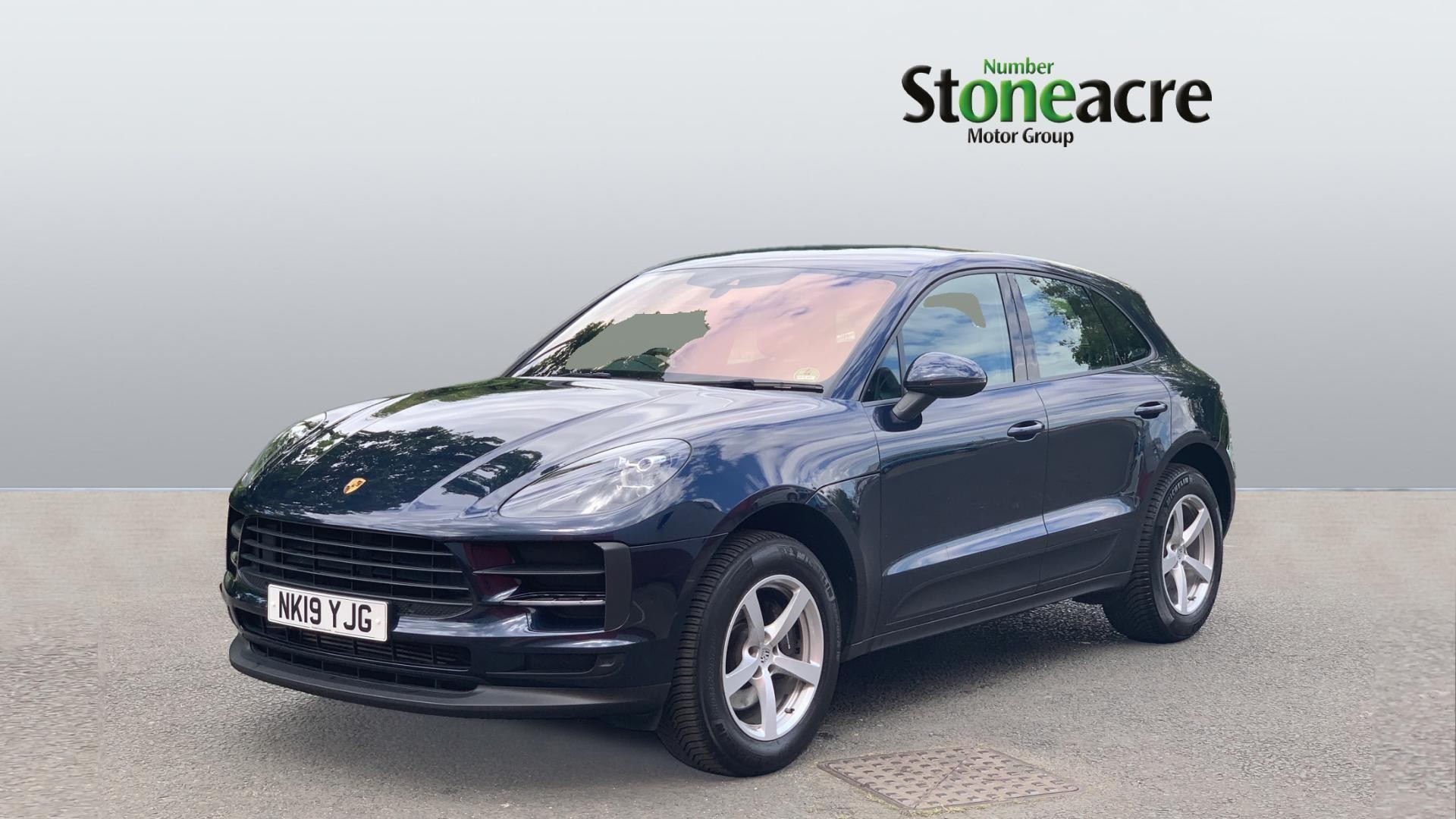 Porsche Macan Image 6