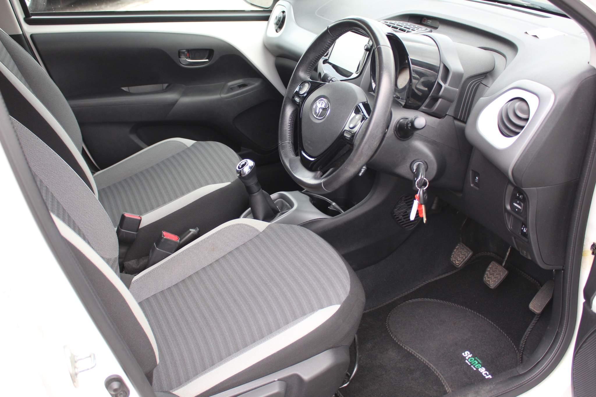 Toyota Aygo Image 11