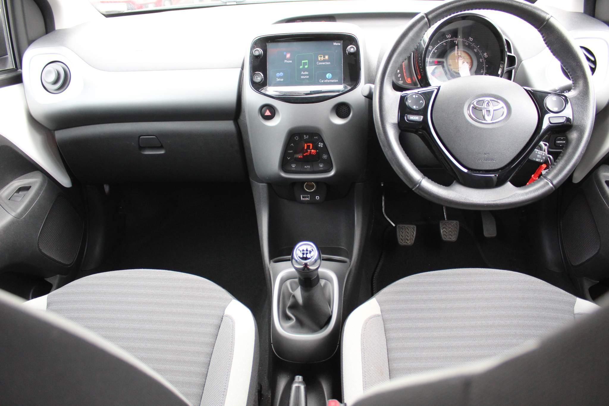 Toyota Aygo Image 12