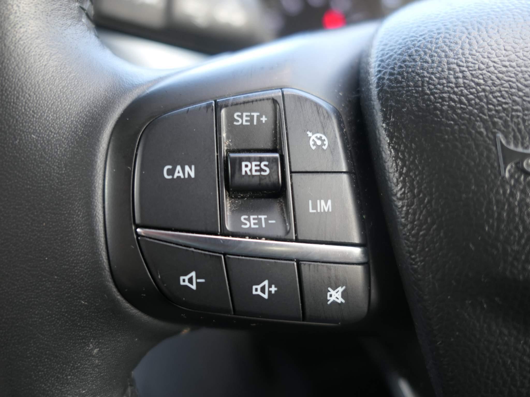 Ford Focus Image 18