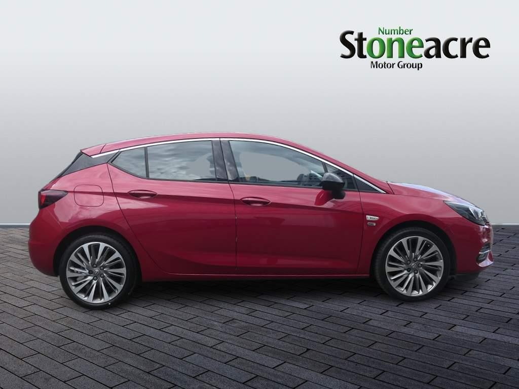 Vauxhall Astra Image 2