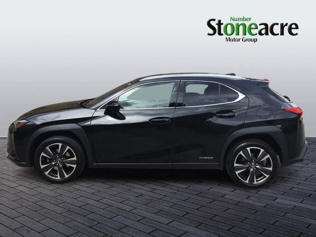 Lexus UX 250h Image 6