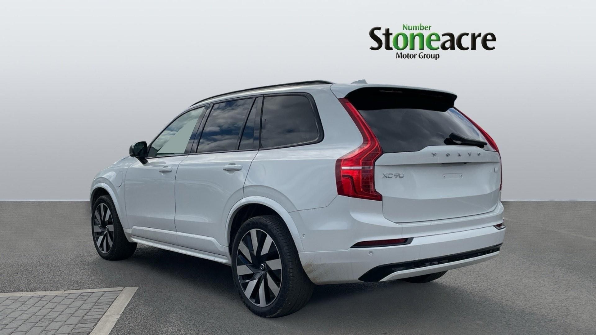 Volvo XC90 Image 2