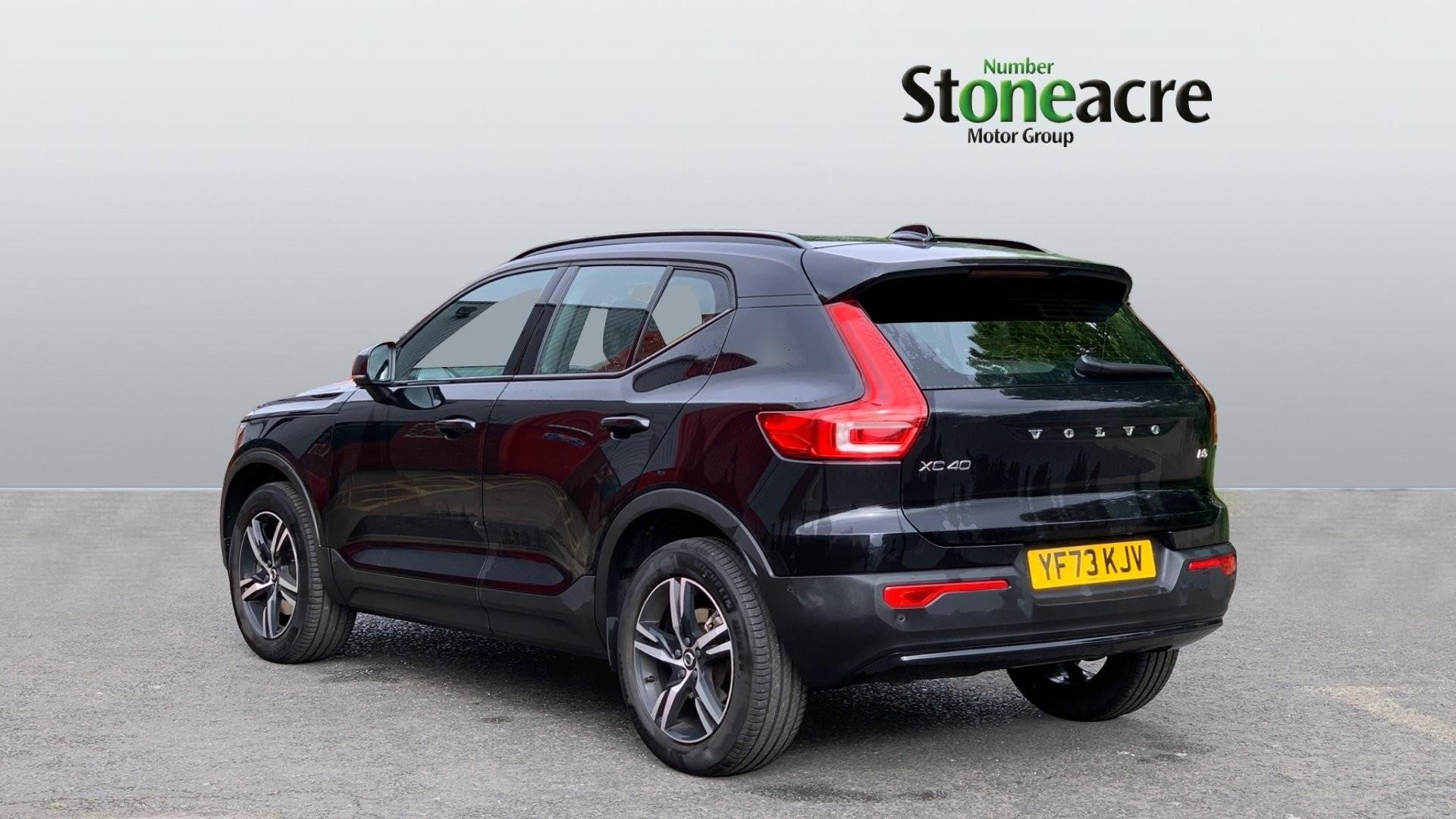 Volvo XC40 Image 2