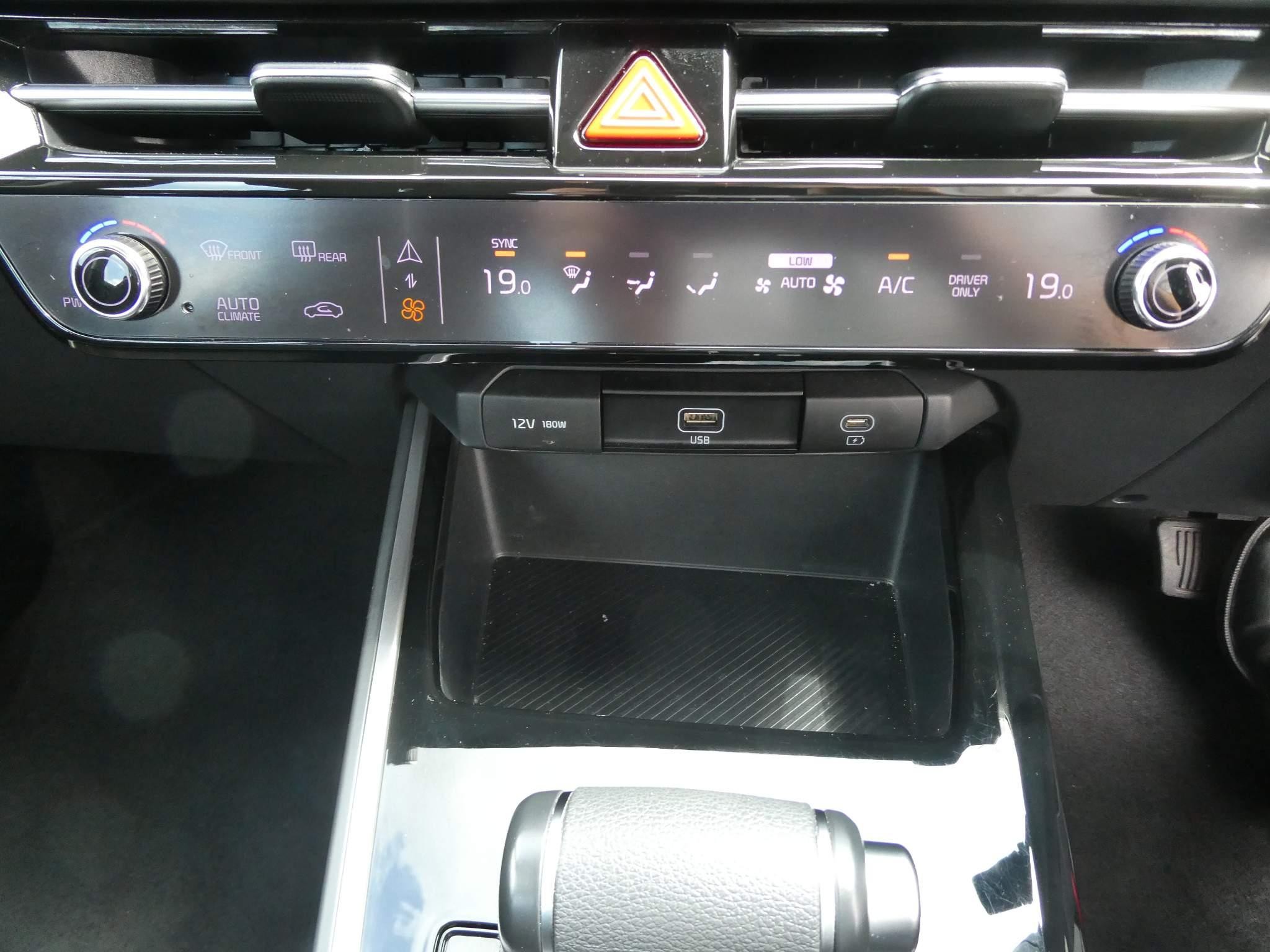 Kia Niro Image 21