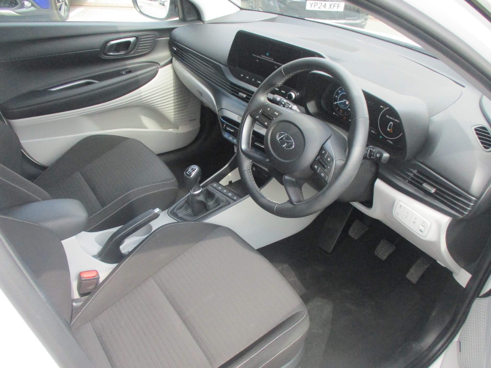 Hyundai i20 Image 11