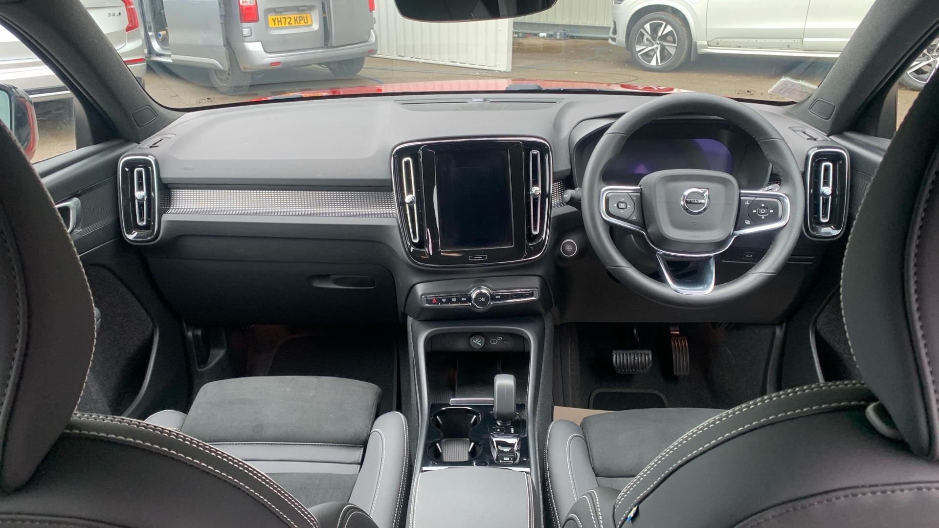 Volvo XC40 Image 21