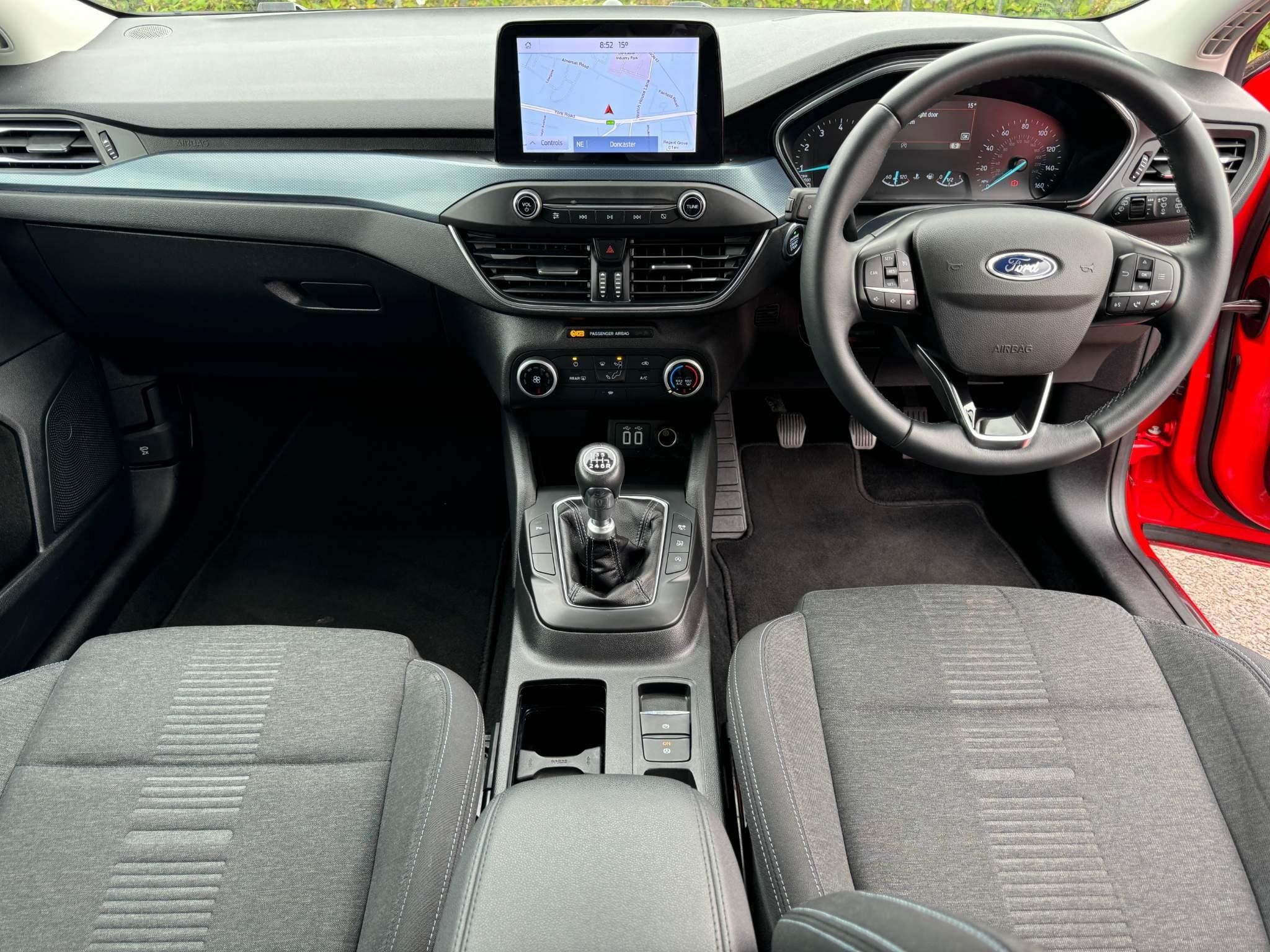 Ford Focus Image 26