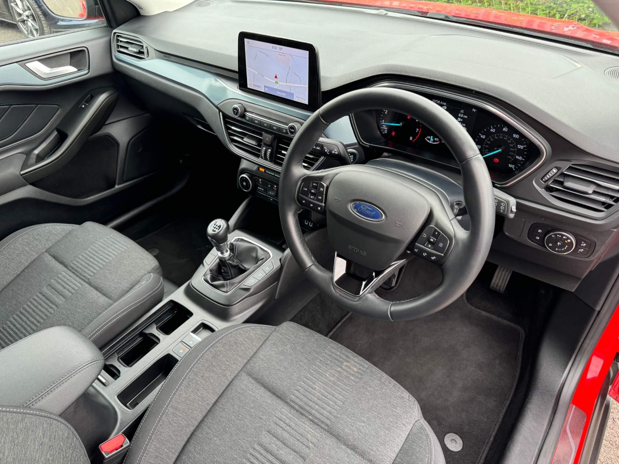 Ford Focus Image 31