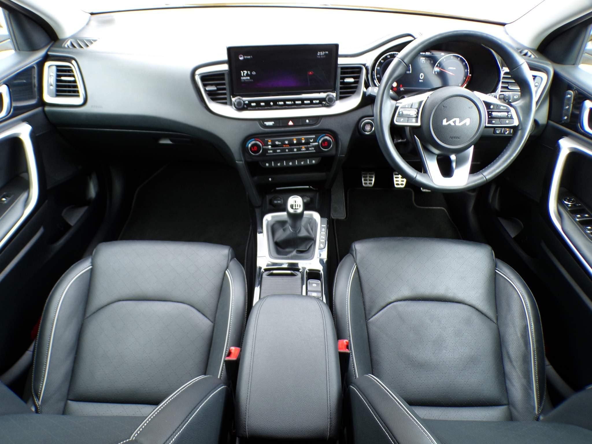 Kia XCeed Image 12