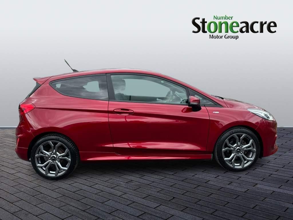 Ford Fiesta Image 2