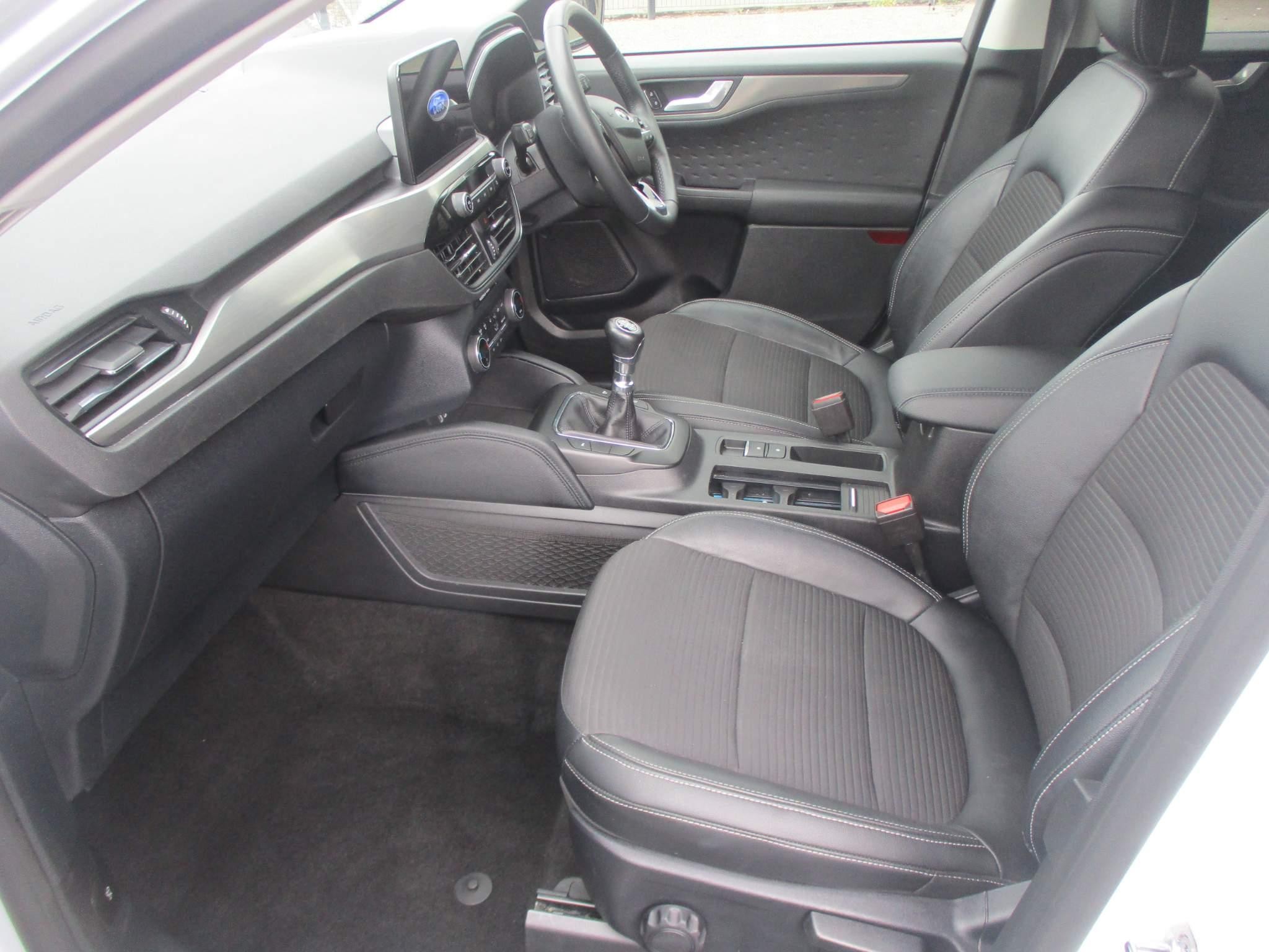 Ford Kuga Image 12