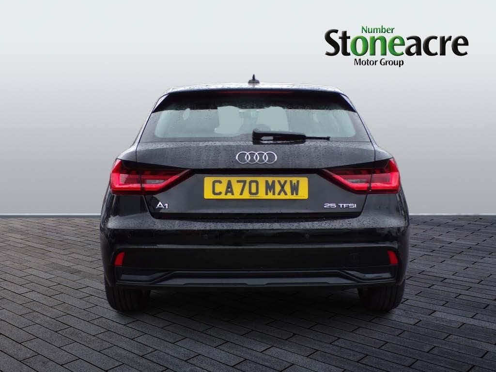 Audi A1 Image 4