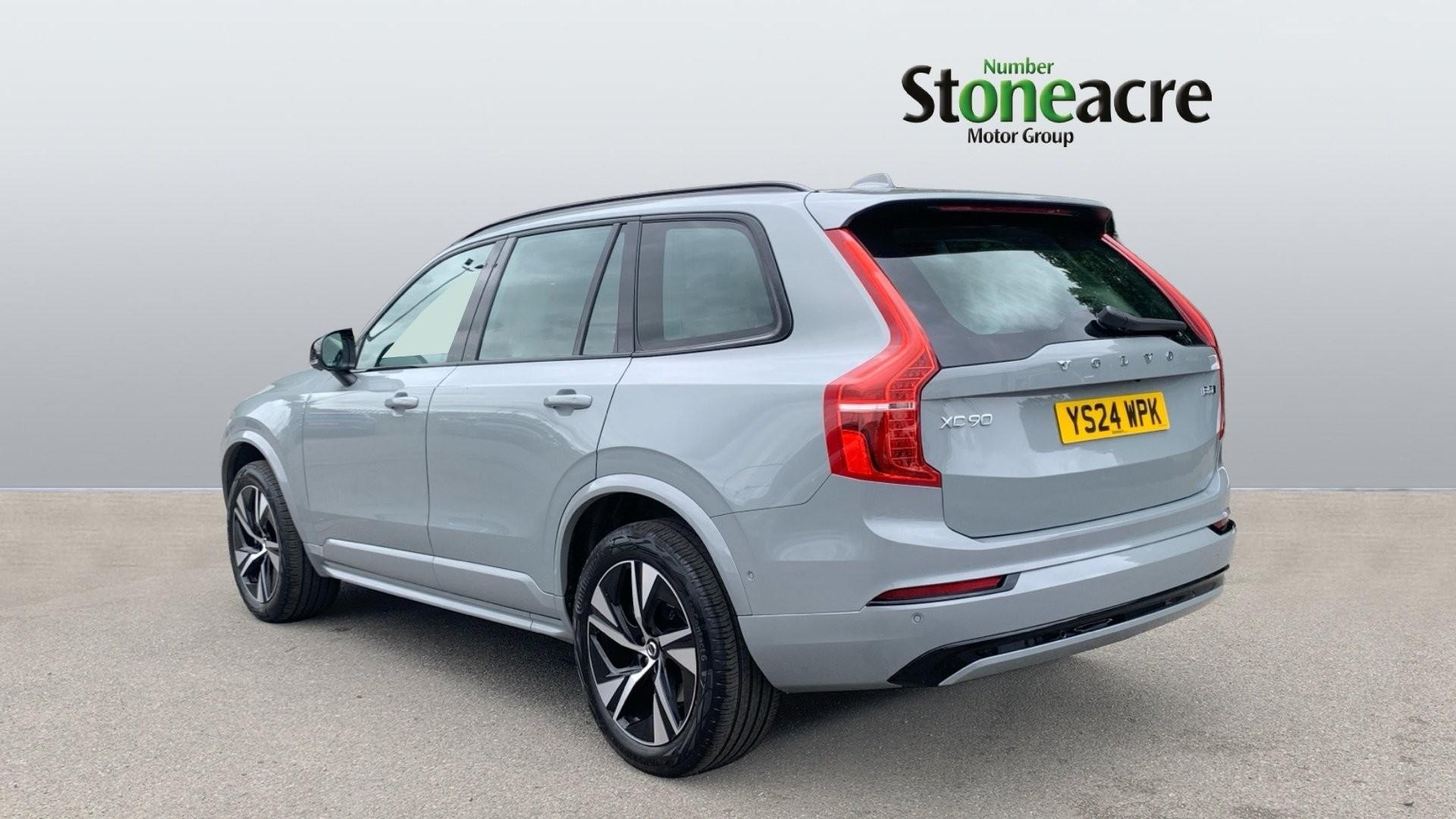 Volvo XC90 Image 2