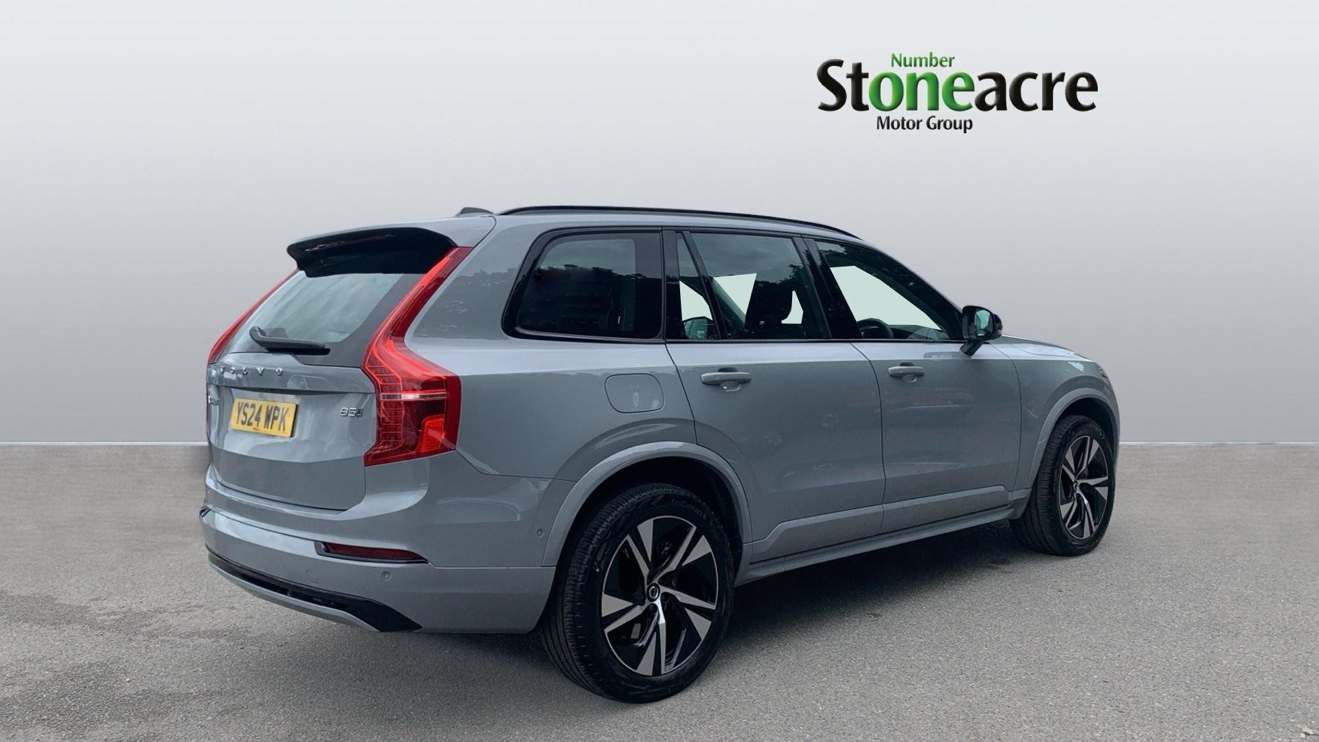 Volvo XC90 Image 8