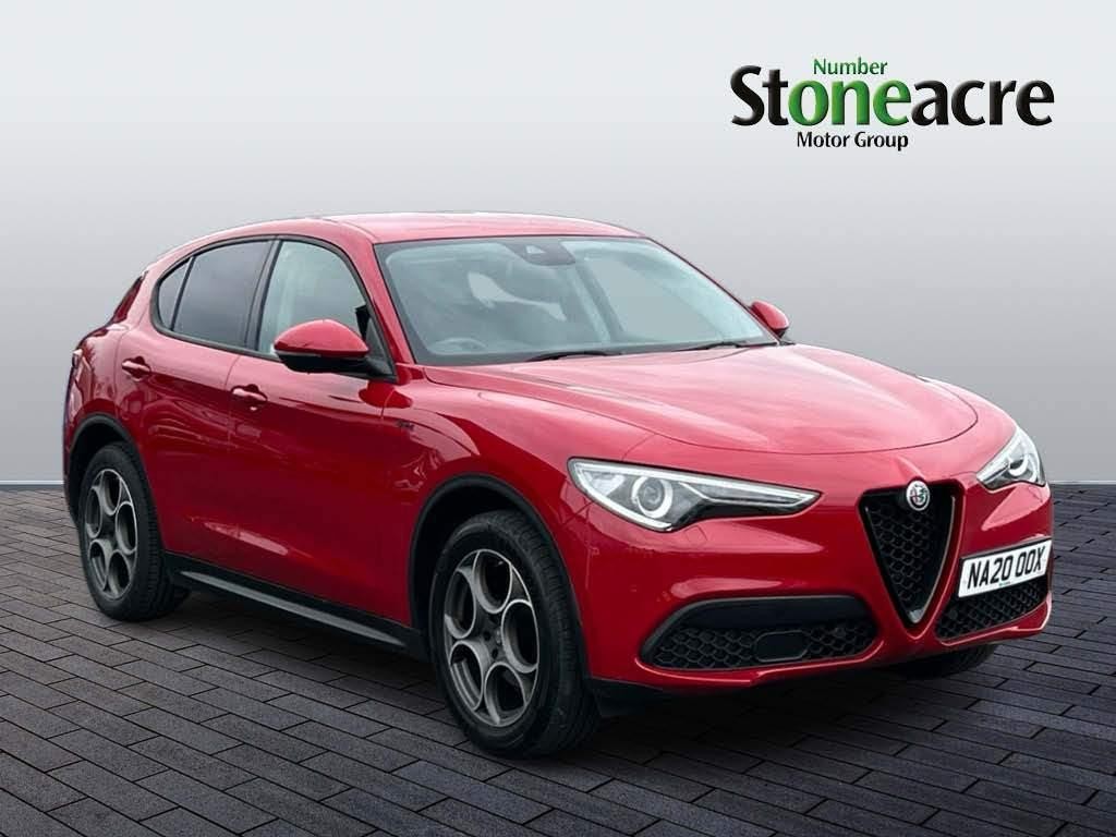 Alfa Romeo Stelvio Image 1