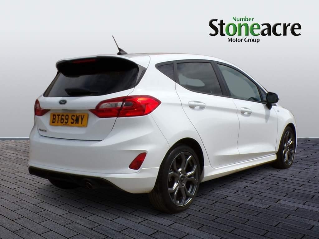 Ford Fiesta Image 3