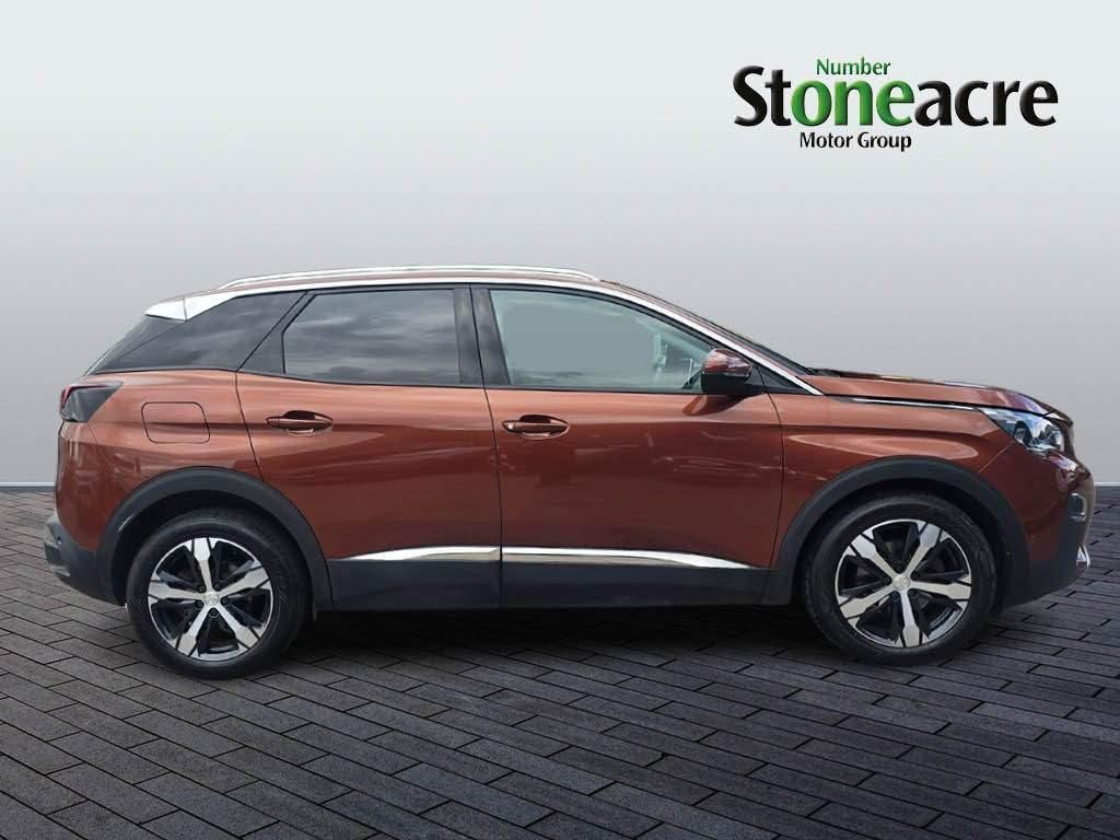 Peugeot 3008 Image 2