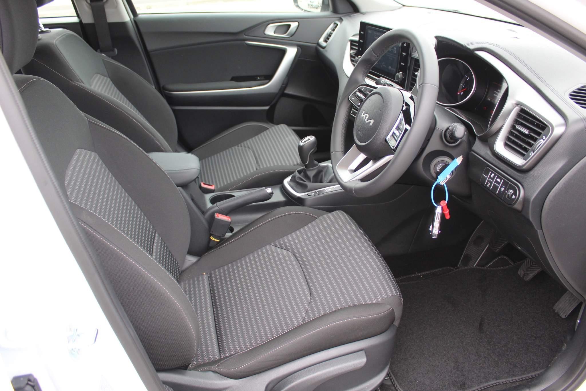 Kia Ceed Image 11