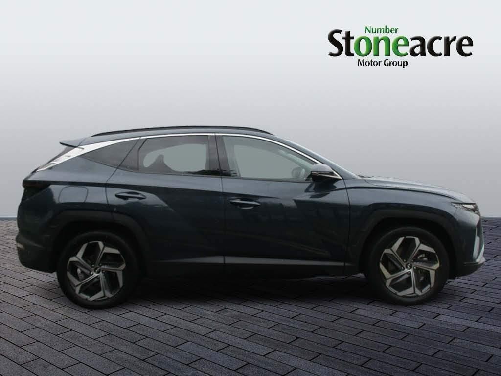 Hyundai TUCSON Image 2