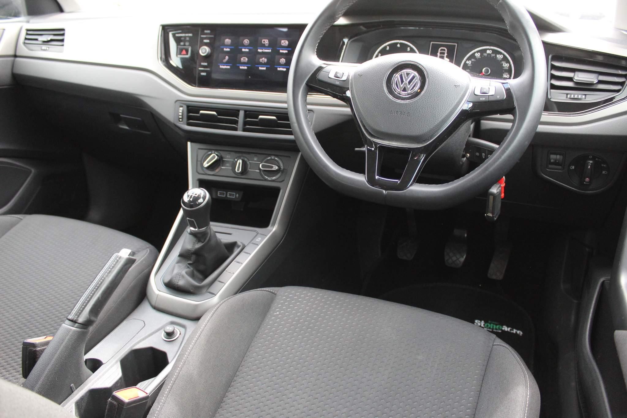 Volkswagen Polo Image 12