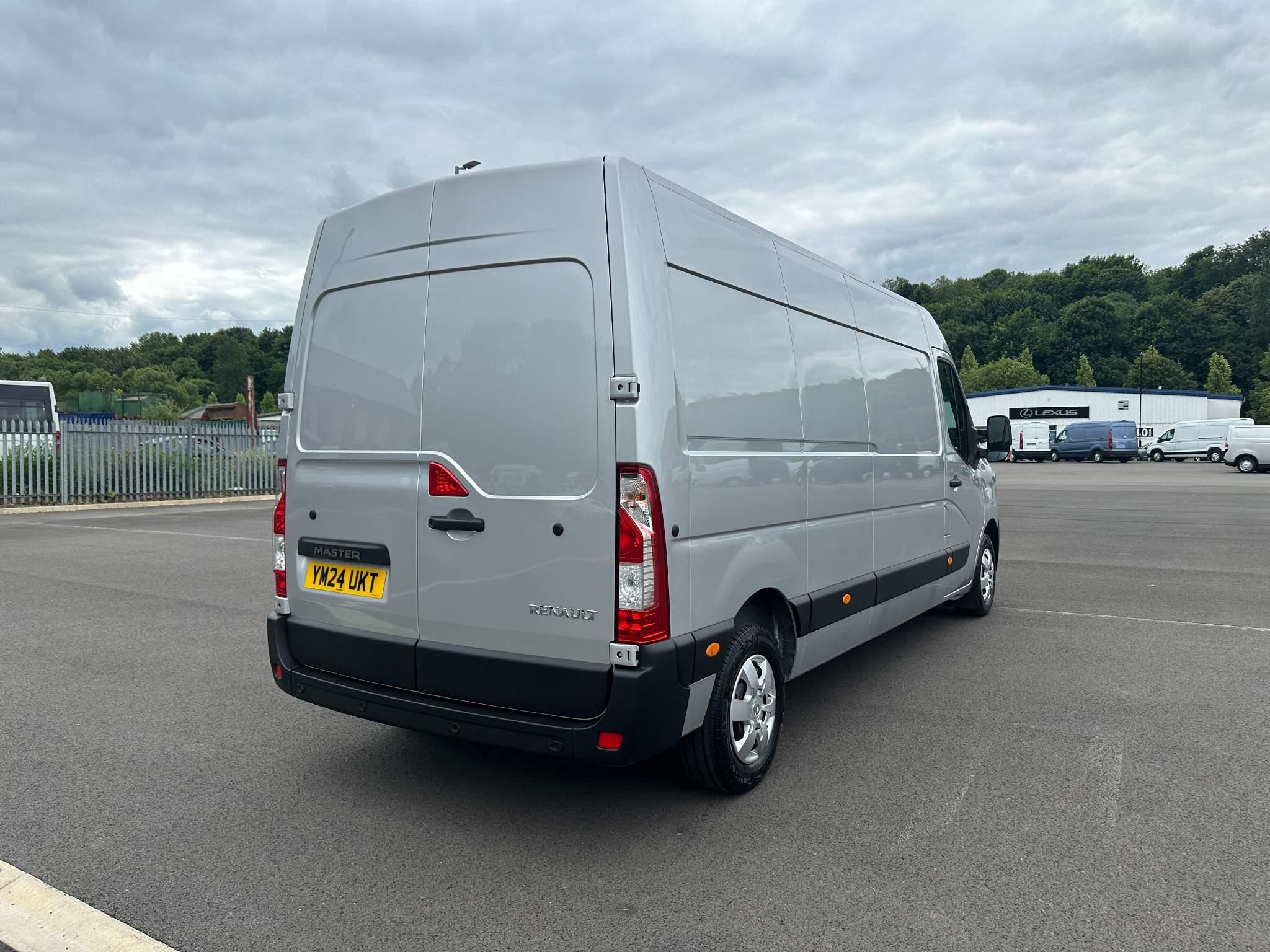 Renault Master Image 3