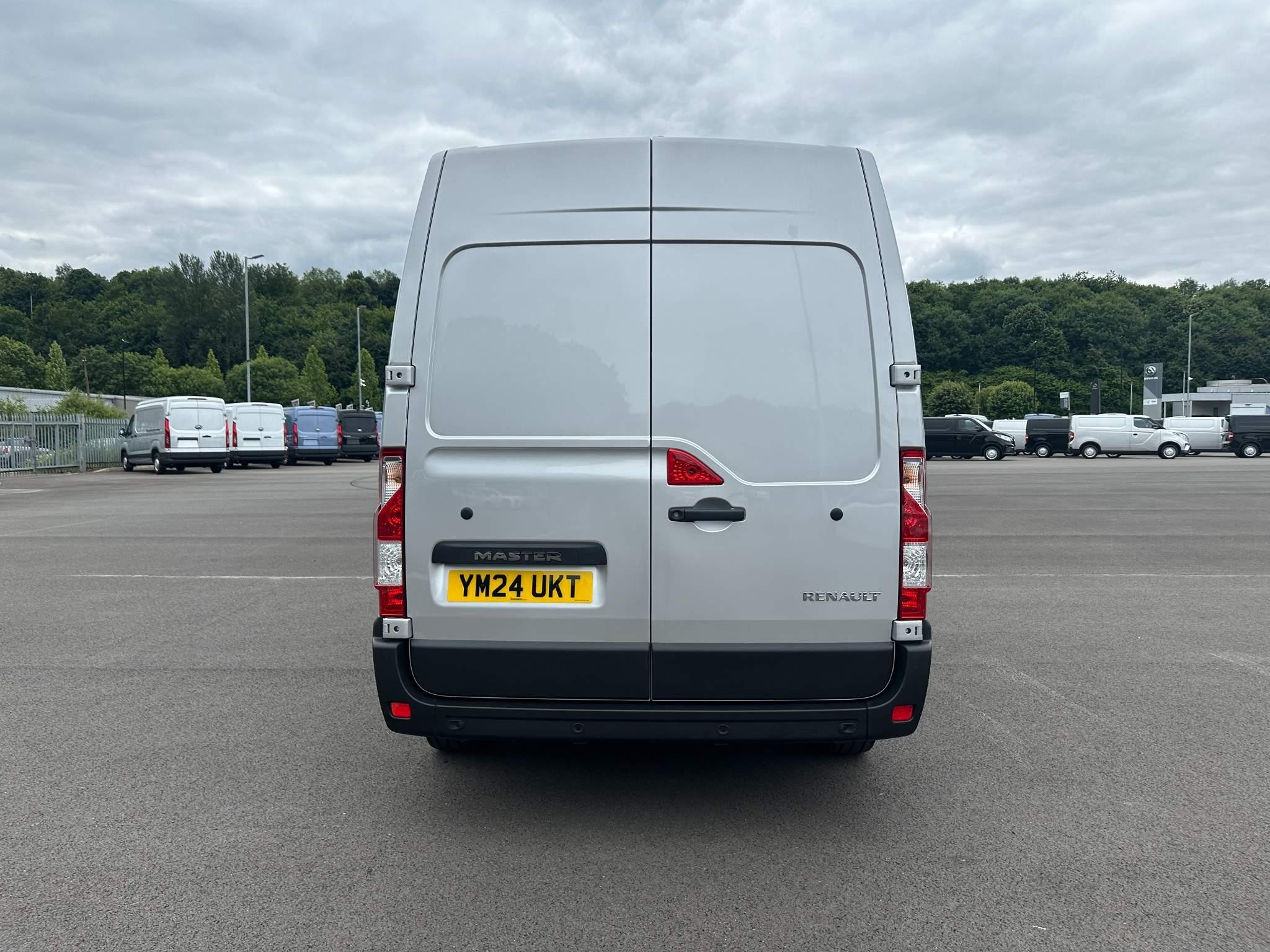 Renault Master Image 4