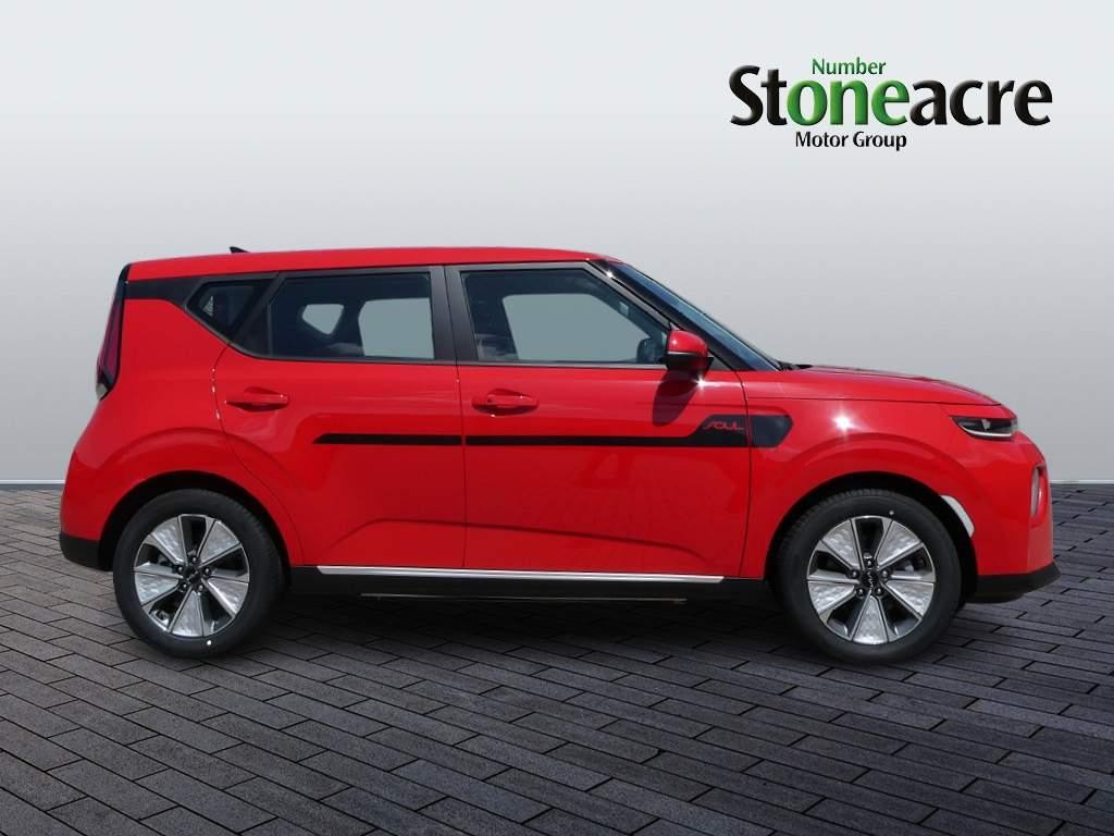 Kia Soul Image 2