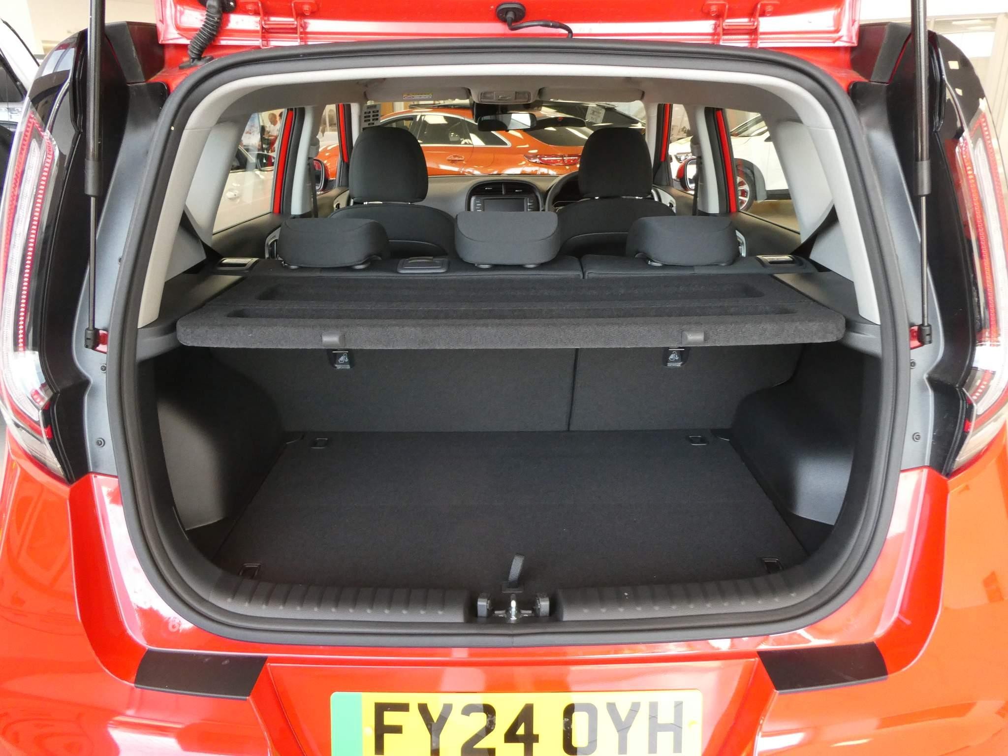 Kia Soul Image 10