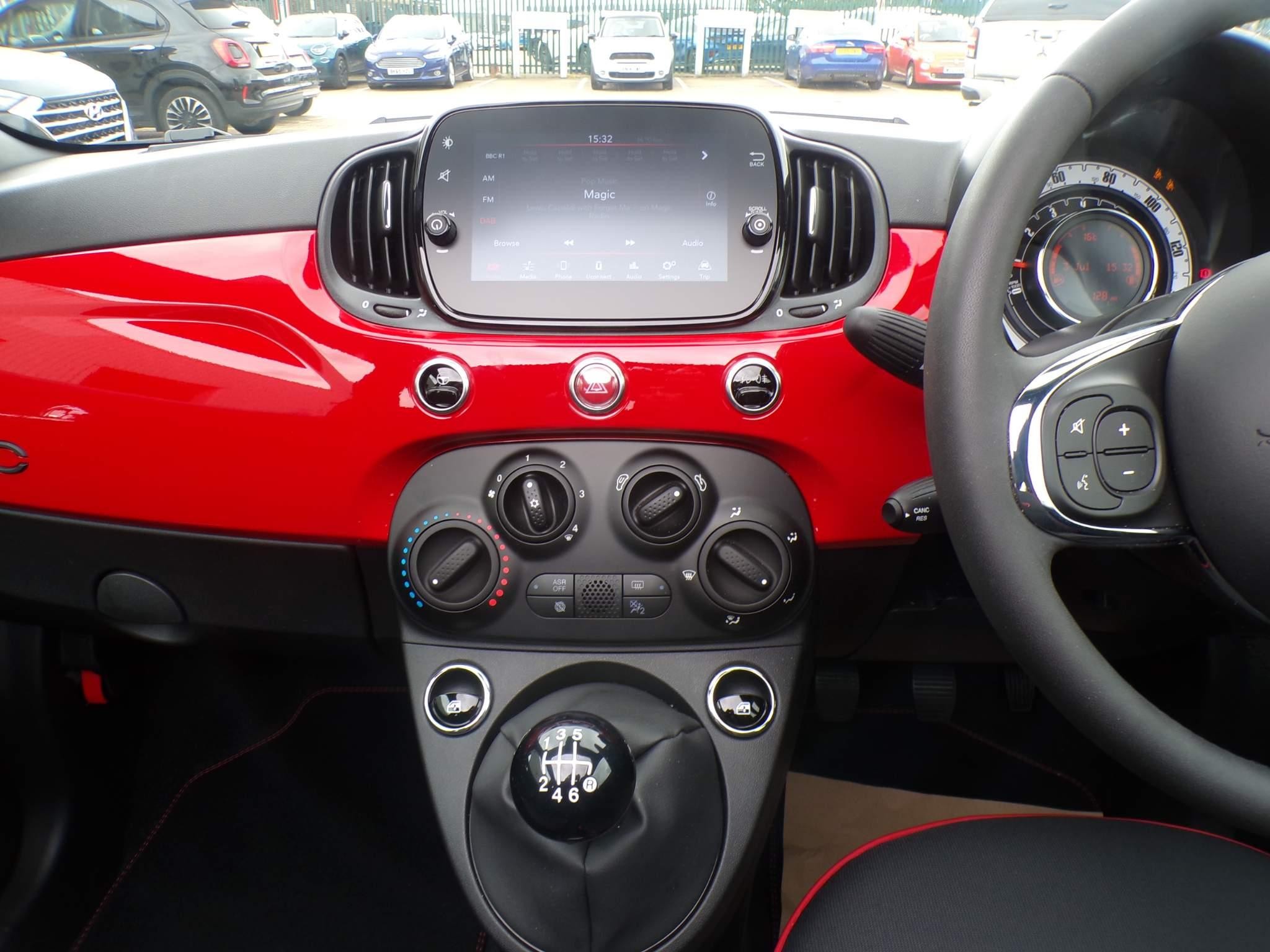 Fiat 500c Image 15