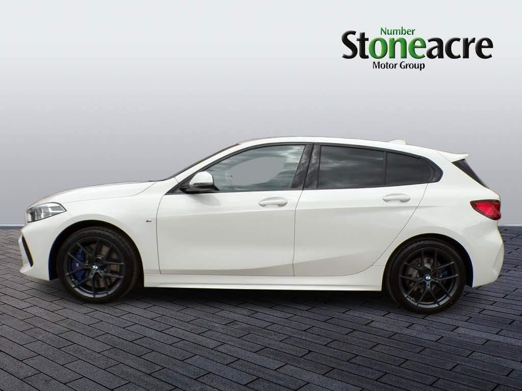 BMW 1 Series Image 6